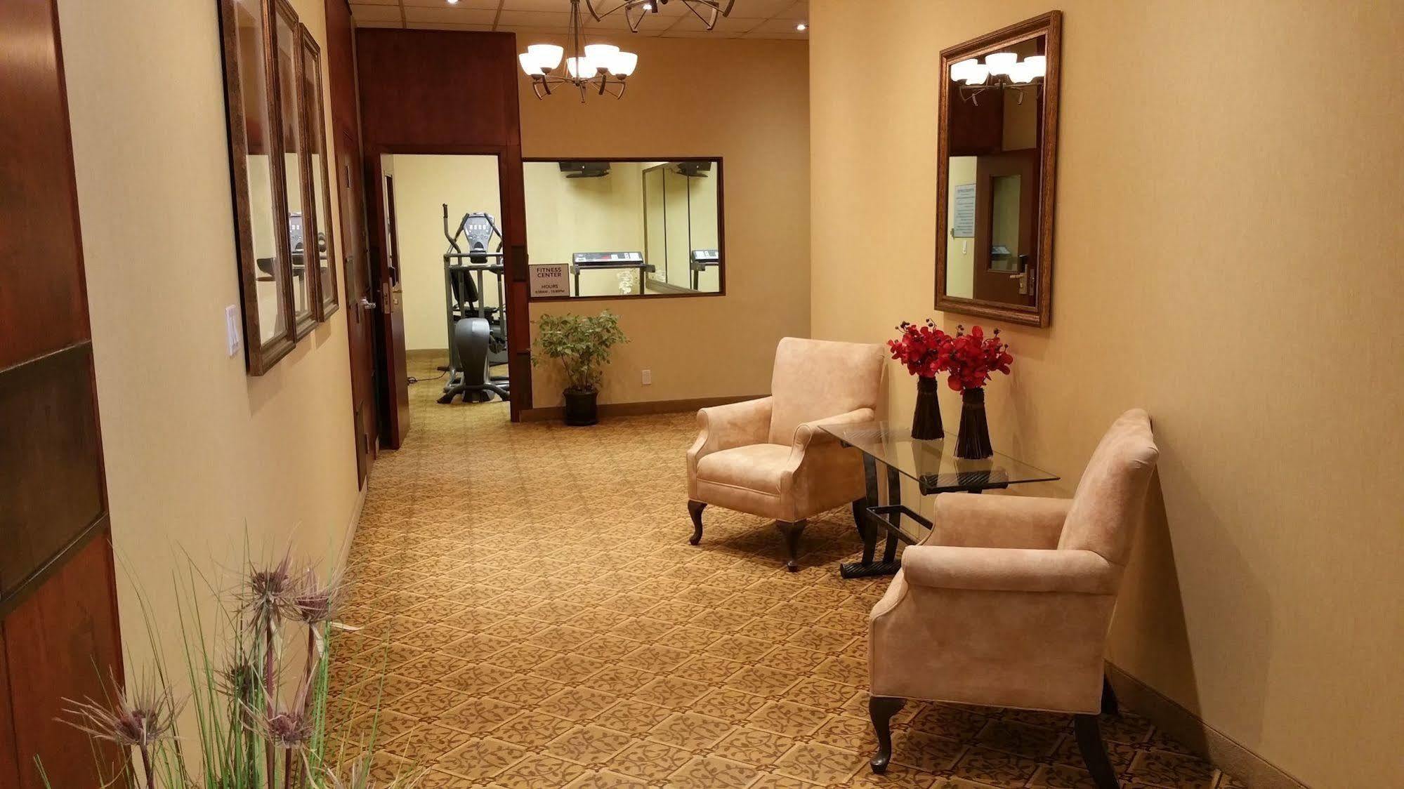 Hotel Days By Wyndham Downtown 3*
